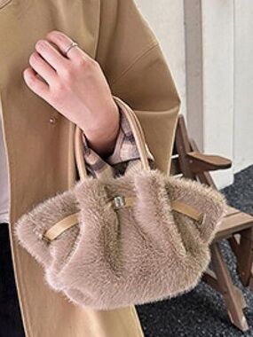 Plush Faux Fur Handbag,Mini Fluffy Shoulder Bags Fuzzy Crossbody Bag